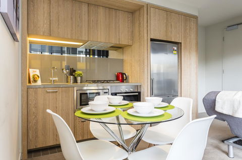 Complete Host 50 Claremont St Apartments - Tourism Townsville 13