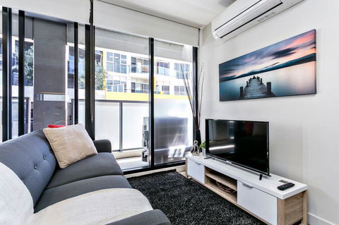 Complete Host 50 Claremont St Apartments - Tourism Townsville 30