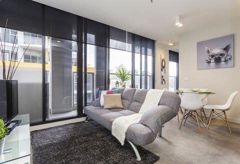 Complete Host 50 Claremont St Apartments - Tourism Townsville 11