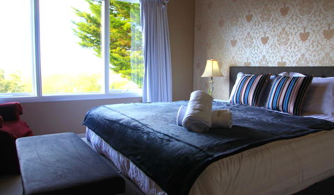 Beautiful View House - Tourism Townsville 13