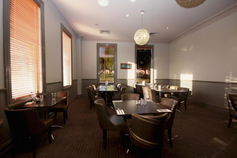 Mitchell River Tavern - Tourism Townsville 7