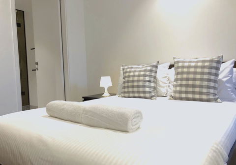 Pride Fawkner Apartments - Tourism Townsville 13