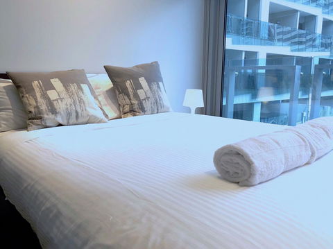 Pride Fawkner Apartments - Tourism Townsville 12
