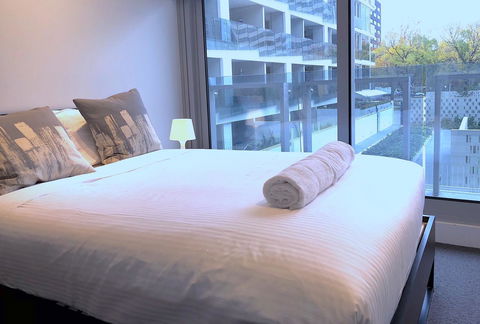 Pride Fawkner Apartments - Tourism Townsville 11