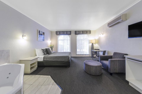 Cathedral Motor Inn - Tourism Townsville 19