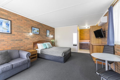 Cathedral Motor Inn - Tourism Townsville 20