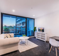 Astrina 2 Bed 2 Bath Apartment - Tourism Townsville