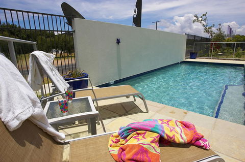 Sand Dunes Resort Accommodation - Tourism Townsville 15