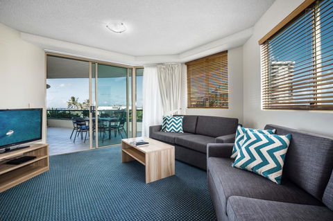 Landmark Resort - Tourism Townsville 9