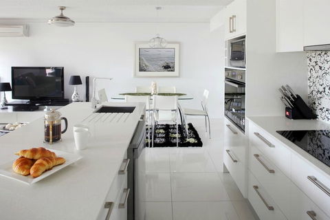 Hotel Laguna - Tourism Townsville 3