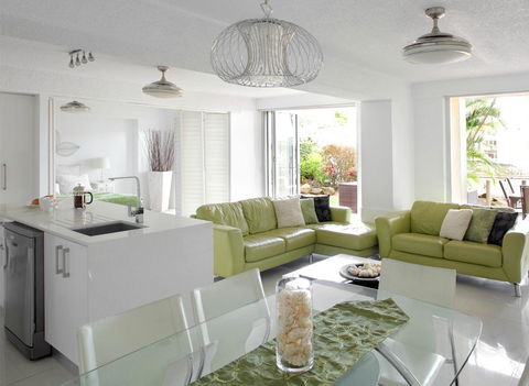 Hotel Laguna - Tourism Townsville 2