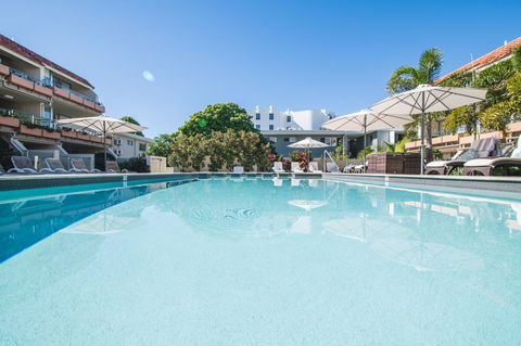 Hotel Laguna - Tourism Townsville 0