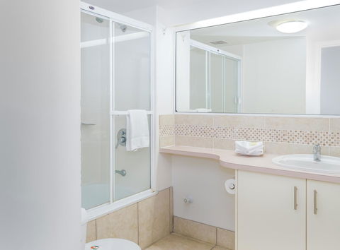 Noosa Hill Resort - Tourism Townsville 37