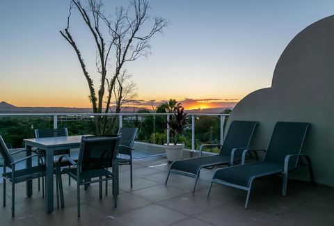 Noosa Hill Resort - Tourism Townsville 21
