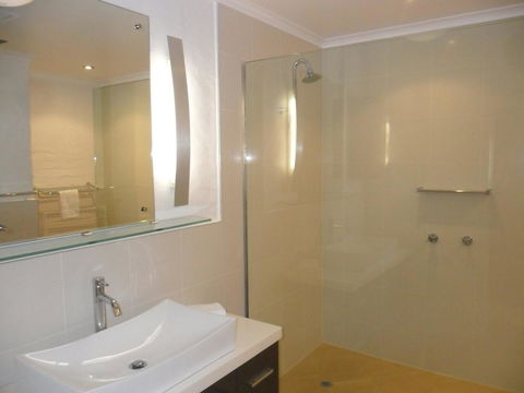 Myuna Holiday Apartments - Tourism Townsville 42