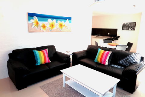 Myuna Holiday Apartments - Tourism Townsville 8