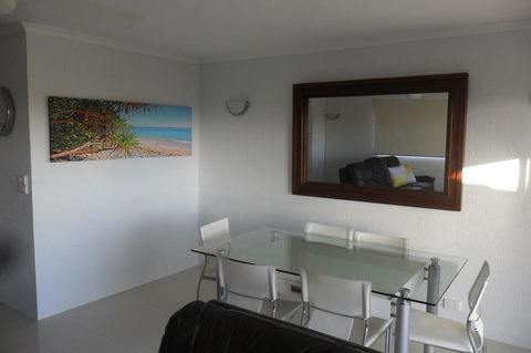Myuna Holiday Apartments - Tourism Townsville 9