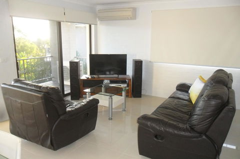 Myuna Holiday Apartments - Tourism Townsville 4
