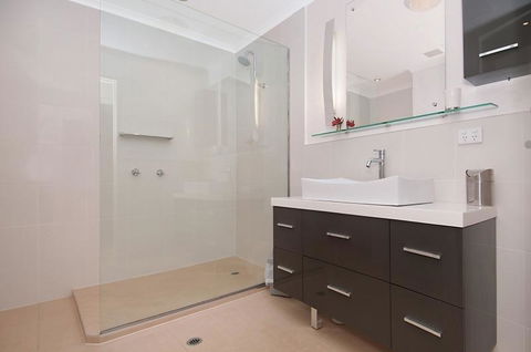 Myuna Holiday Apartments - Tourism Townsville 20