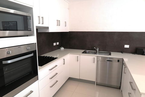 Myuna Holiday Apartments - Tourism Townsville 7