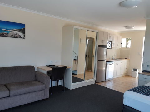 Whitsunday Sands Resort - Tourism Townsville 5