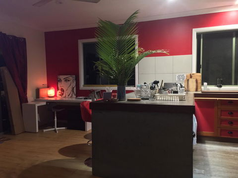KiteSurf 1770 Beach House - Tourism Townsville 11