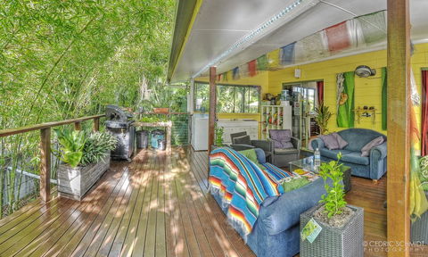 KiteSurf 1770 Beach House - Tourism Townsville 0