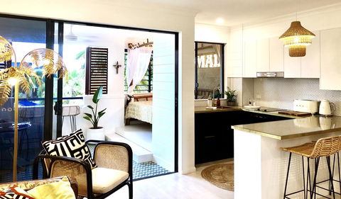 NOMAD - Luxe Apartment - Tourism Townsville 23