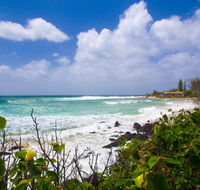 Rainbow Bay Backpackers - Tourism Townsville
