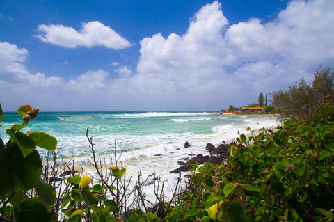 Rainbow Bay Backpackers - Tourism Townsville 0