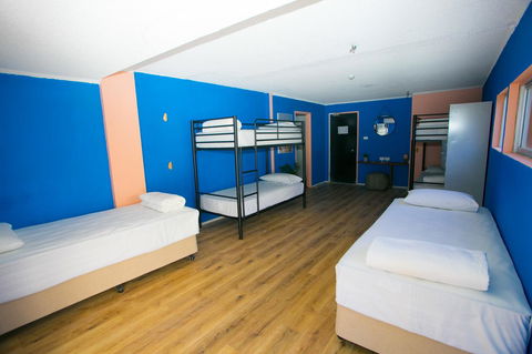 Rainbow Bay Backpackers - Tourism Townsville 13