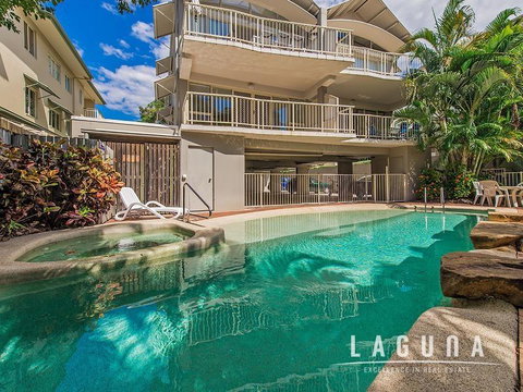 Riverside - Tourism Townsville 21