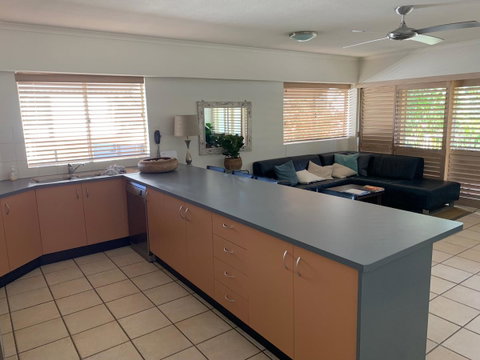 Riverside - Tourism Townsville 10