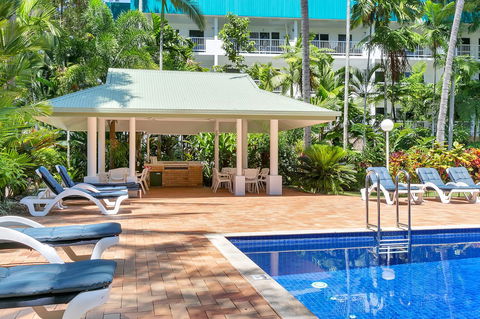 Agincourt Beachfront Apartments - Tourism Townsville 6