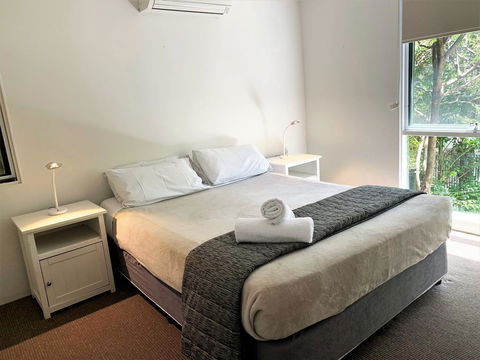 The Hastings Beach Houses - Tourism Townsville 4