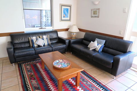 The Hastings Beach Houses - Tourism Townsville 36