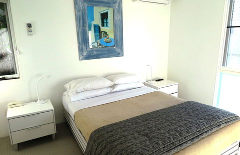 The Hastings Beach Houses - Tourism Townsville 34