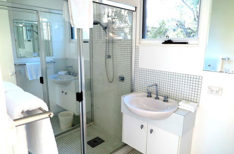 The Hastings Beach Houses - Tourism Townsville 33