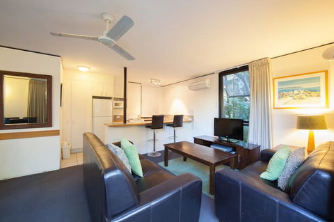 The Hastings Beach Houses - Tourism Townsville 15