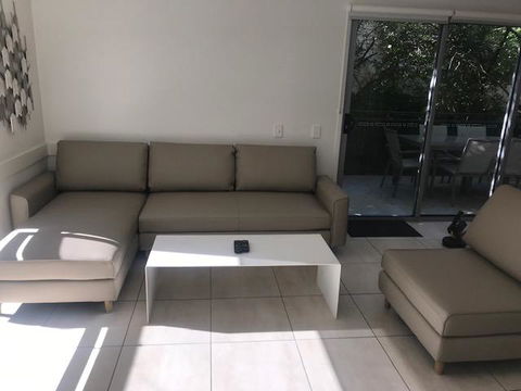 The Hastings Beach Houses - Tourism Townsville 6