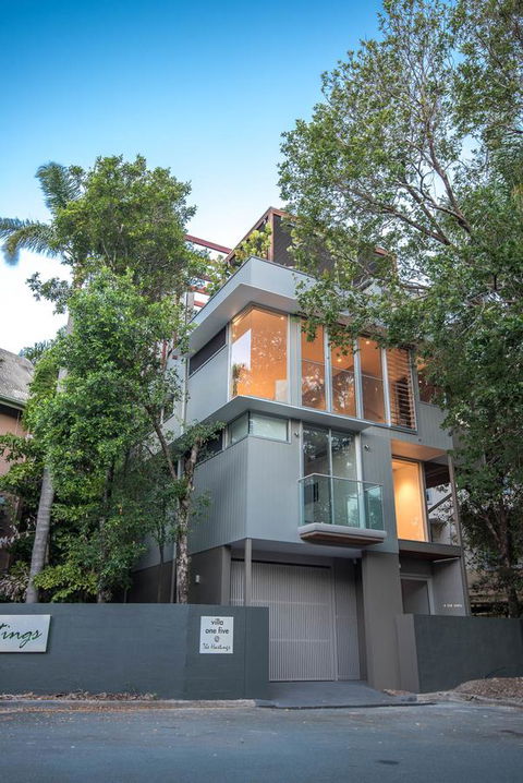 The Hastings Beach Houses - Tourism Townsville 0