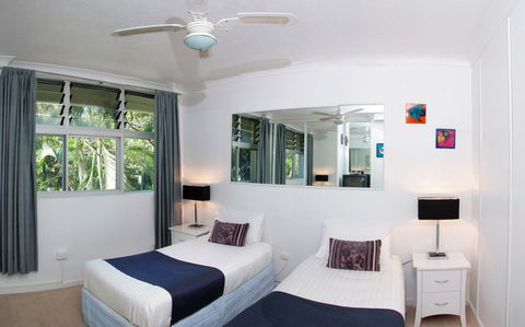 Poinciana 112 - Tourism Townsville 3