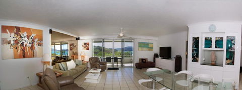Poinciana 112 - Tourism Townsville 5