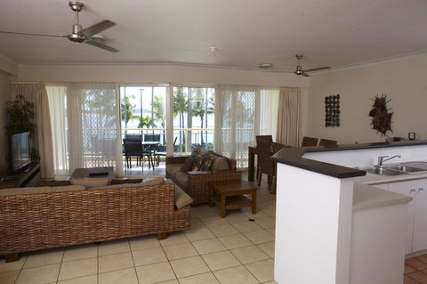 Mariners North Holiday Apartments - Tourism Townsville 31