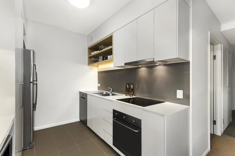 Allure Hotel & Apartments - Tourism Townsville 13