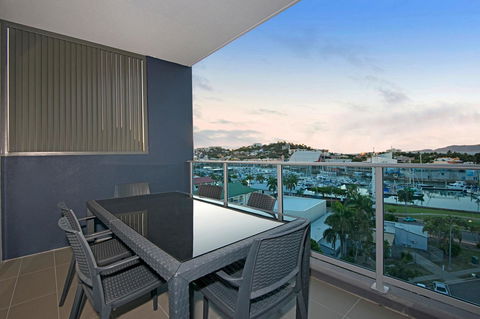 Allure Hotel & Apartments - Tourism Townsville 24