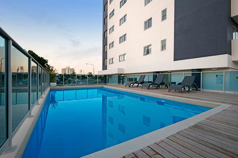 Allure Hotel & Apartments - Tourism Townsville 2