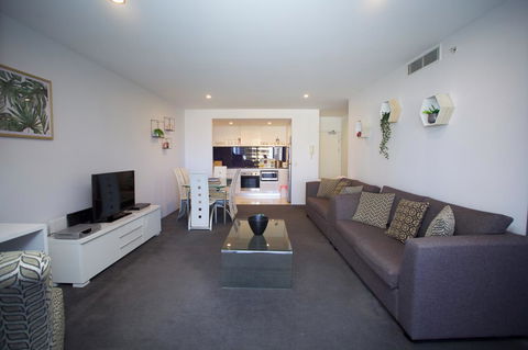 Circle Luxury Holidays - Tourism Townsville 2