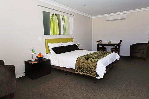 Drovers Motor Inn - Tourism Townsville 15