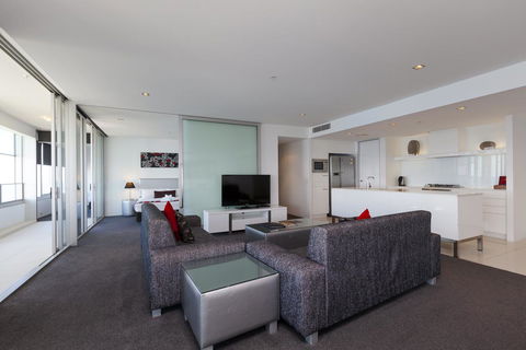 Q1 Resort & Spa - Official - Tourism Townsville 38
